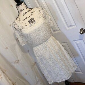 Beautiful off white lace dress
